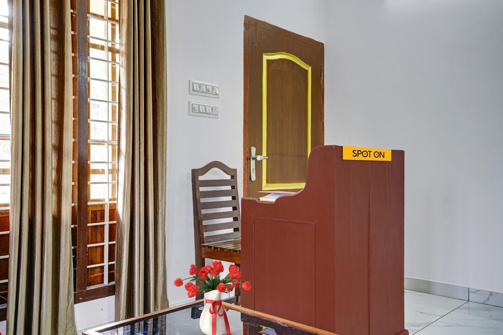 Spot On Shalom Palace Residency Neriyamangalam Exterior photo